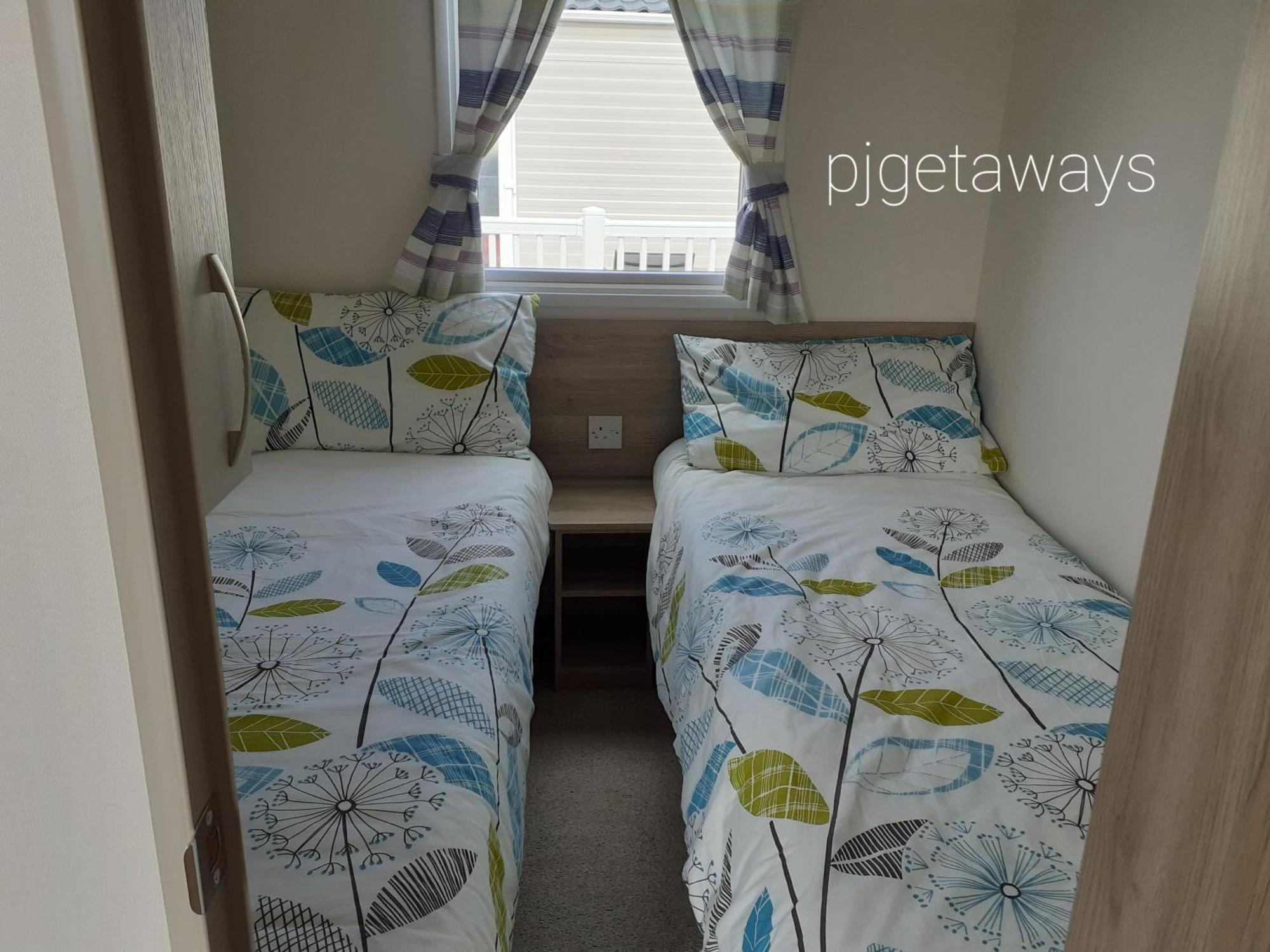Luxury 2019 8 Berth Caravan With Hot Tub @ Tattershall Lakes Extérieur photo
