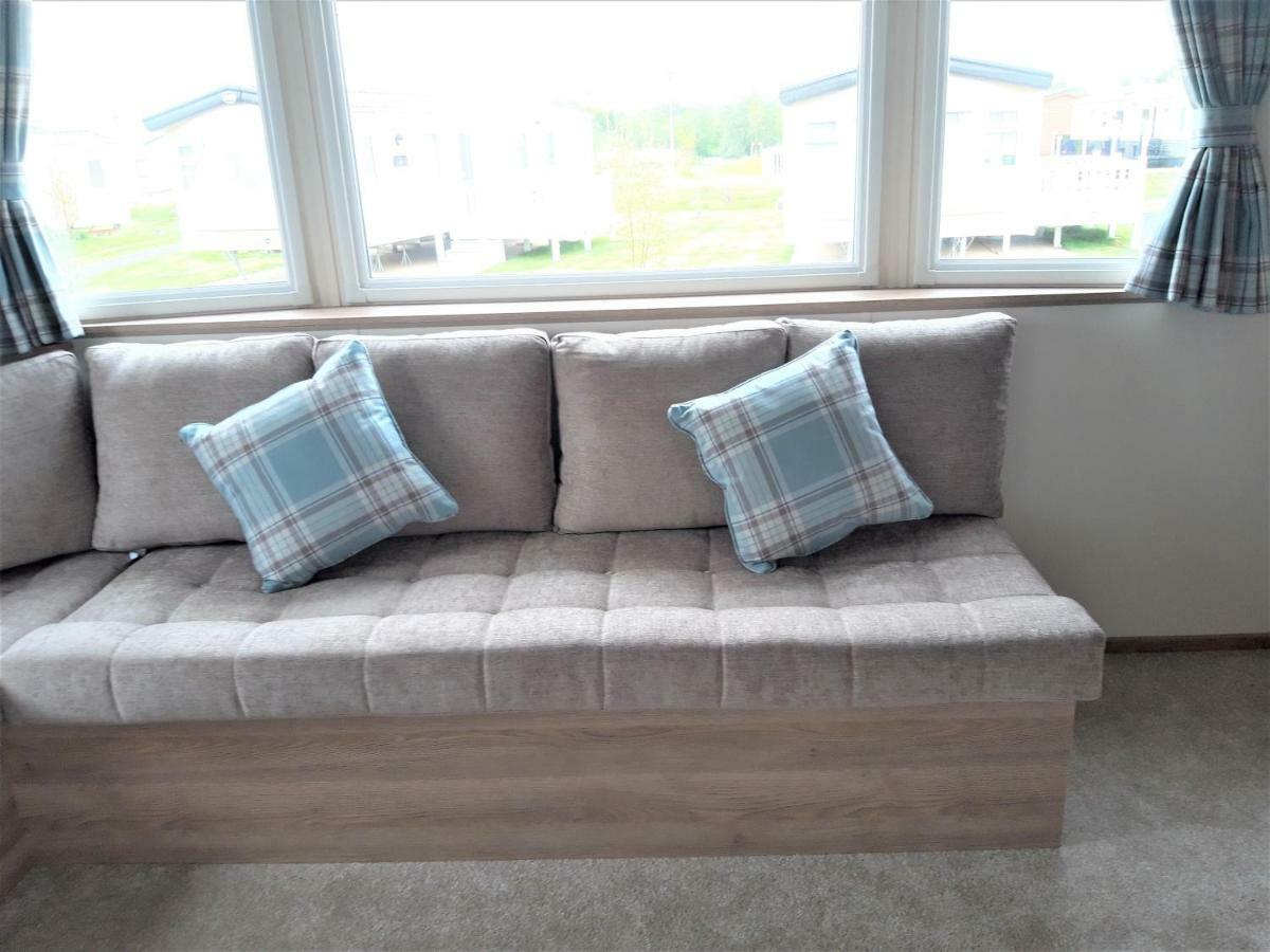 Luxury 2019 8 Berth Caravan With Hot Tub @ Tattershall Lakes Extérieur photo